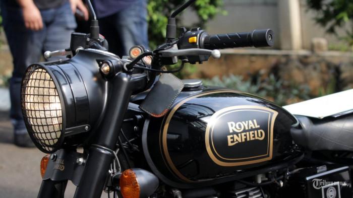 MOTOR RIDWAN KAMIL - Sepeda motor Royal Enfield milik mantan Gubernur Jawa Barat, Ridwan Kamil, di Rumah Penyimpanan Benda Sitaan Negara (Rupbasan) KPK di Cawang, Jakarta, Jumat (25/4/2025).