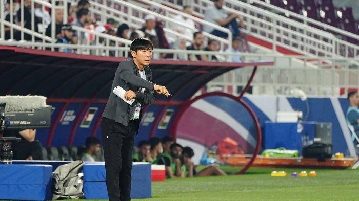 Shin Tae-yong ungkap senjata utama yang bisa membawa Uzbekistan ke babak semifinal Piala Asia U-23. Uzbekistan bakal menjadi lawan Timnas U-23 Indonesia  di Abdullah Bin Khalifa Stadium, Doha, Qatar,  Senin (29/4/2024).