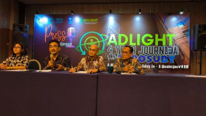 Sosialisasi Penutupan Proyek Adlight di Holiday Inn Bandung Pasteur jalan Dr Djunjunan Kota Bandung.
