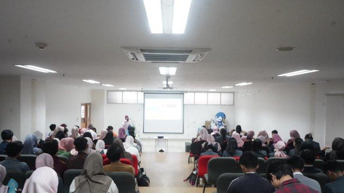 SRIKANDI PLN - PT PLN (Persero) Unit Induk Distribusi Jawa Barat (PLN UID Jabar) melalui komunitas Srikandi PLN menggelar acara Srikandi PLN Goes to Campus di Politeknik Negeri Bandung (Polban). 