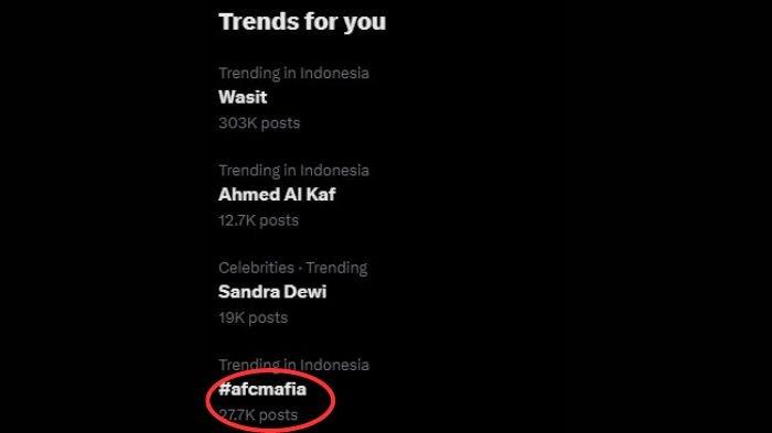 Tagar #afcmafia menjadi trending di X pada Jumat (11/10/2024) siang dengan lebih dari 27 ribu cuitan. Tagar tersebut menyusul keputusan kontroversial wasit pada laga Timnas Bahrain vs Indonesia.