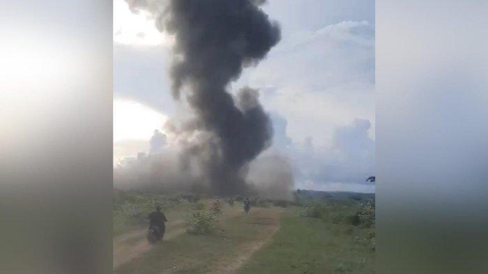 MENGEJAR LEDAKAN - Viral video sekelompok orang mengendarai motor, ngebut ke titik lokasi ledakan Cibalong di Kabupaten Garut, pada Senin (12/5/2025).