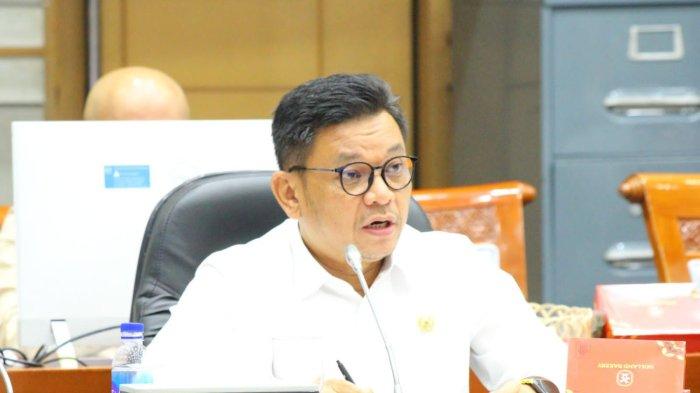 Wakil Ketua Komisi VIII DPR RI, Tubagus Ace Hasan Syadizily, saat  Rapat Dengar Pendapat (RDP) Komisi VIII DPR RI dengan Kepala BPJPH Kemenag, tentang penerapan jaminan produk halal, di Gedung DPR RI, Rabu (3/67/2024).