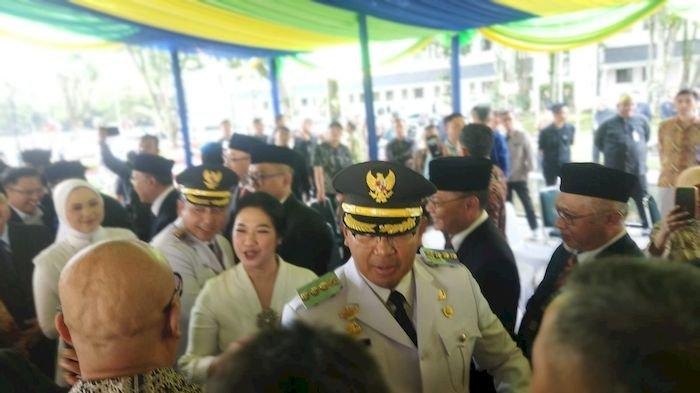 SETELAH DILANTIK - Wali Kota Bandung Muhammad Farhan dan wakilnya Erwin tiba di Balai Kota pukul 15.12 setelah dilantik Presiden Prabowo di Istana,  Kamis (20/02/2025).