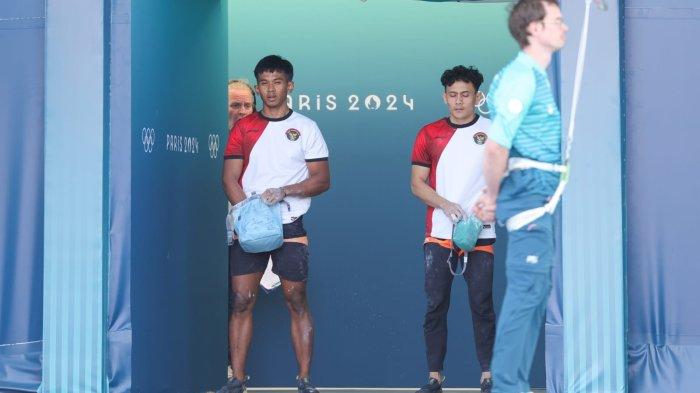 Atlet panjat tebing Veddriq Leonardo (kanan)  mempersembahkan emas pertama untuk Indonesia di Olimpiade Paris 2024, Kamis (8/8/2024). Veddriq merebut emas di nomor speed yang digelar di  Le Bourget Climbing Venue.
