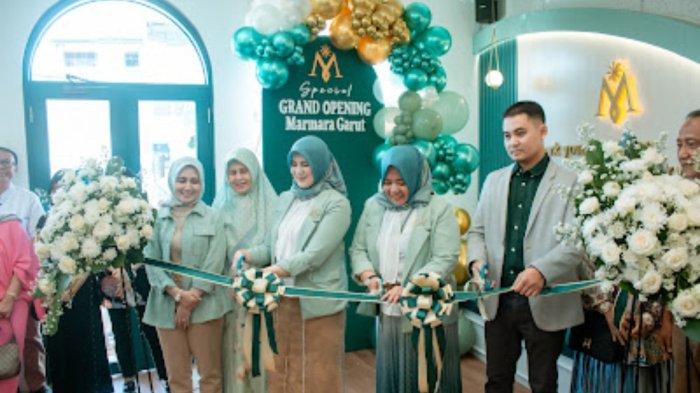 Marmara Cakes yang berada di bawah naungan PT Marmara Selaras Indonesia, resmi membuka cabang outlet ke-5 di Kabupaten Garut, berlokasi di Jalan Cimanuk No. 444 A, Jayaraga, Garut – Jawa Barat dan berlangsung meriah. 