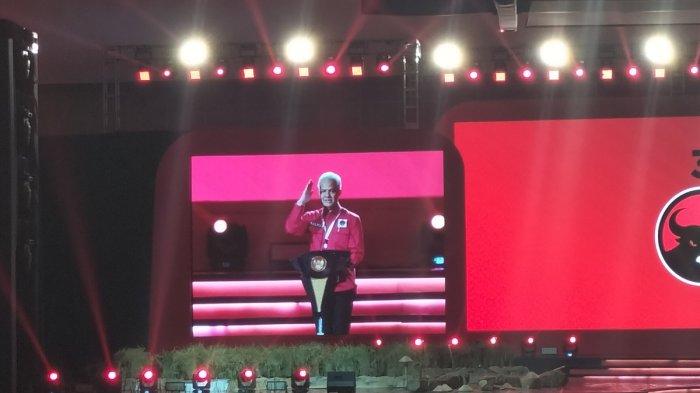 Bakal calon presiden (capres) Ganjar Pranowo dalam Rapat Kerja Nasional (Rakernas) IV PDIP di JI-Expo Kemayoran, Jakarta, Jumat (29/9/2023). (Fersianus Waku)