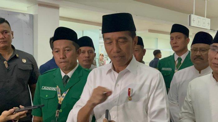 Jokowi saat menghadiri acara Inaugurasi Kepengurusan GP Ansor di Istora, Senayan, Jakarta, Senin, (27/5/2024).