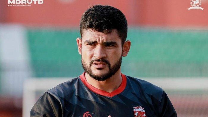 Penyerang Madura United, Junior Brandao