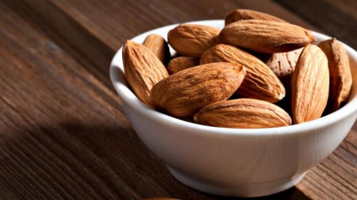 Kacang Almond