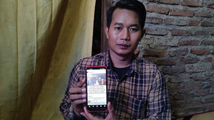 Pihak keluarga menunjukkan posting-an Hotman Paris yang menyoroti kasus rudapaksa yang menimpa CS (13), bocah warga Kecamatan Kedokan Bunder, Kabupaten Indramayu, Jumat (15/12/2023).