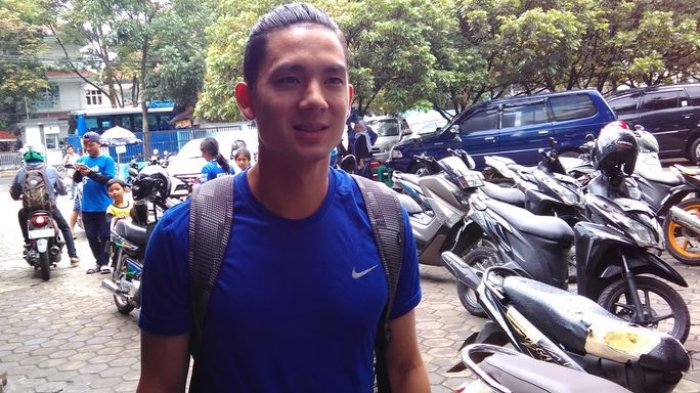 Kim Kurniawan saat bersama Persib Bandung.