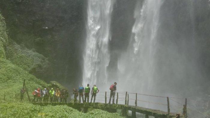 Pemandangan di Lembah Purba yang ada di kawasan TNGGP. ()
