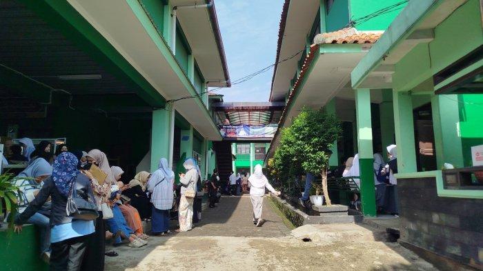 MAN 1 CIANJUR - MAN 1 Cianjur meminta sumbangan jutaan pada orangtua siswa. Dalam surat tertulis sejumlah nominal, mulai dari Rp 3 juta, Rp 2,7 juta hingga Rp 2,5 juta. Padahal surat tersebut merupakan surat sumbangan namun sudah tertera nominal.