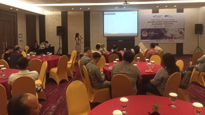 GATHERING - Mayapada Hospital Bandung memperkenalkan pelayanan unggulan ke perusahaan afiliasi Astra Group di wilayah Karawang dan sekitarnya.
Dalam acara client ghatering tersebut diselenggarakan di Hotel Mercure, Karawang, Jawa Barat dengan mengusung tema Innovative Healthy Approaches For Sustainable Productivity, Kamis (10/7/2025).