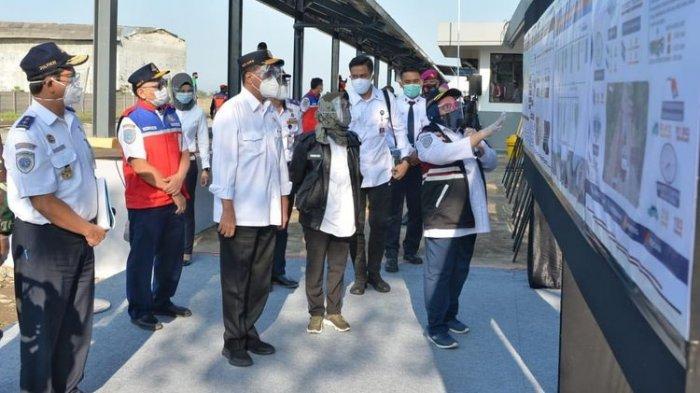 REAKTIVASI JALUR KA- Menhub Budi Karya meresmikan pengoperasian Reaktivasi Jalur KA Cianjur-Ciranjang-Cipatat, di Stasiun Cipeyeum, Kabupaten Cianjur, Jawa Barat, Senin (21/9/2020)