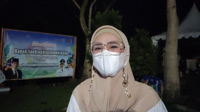 Mulan Jameela saat diwawancarai Tribunjabar.id saat peresmian Saung Ciburial di Desa Sukalaksana, Kecamatan Samarang Kabupaten Garut, Jawa Barat.