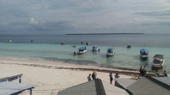 Pantai Liukang Loe, Bulukumba, Sulawesi Selatan.