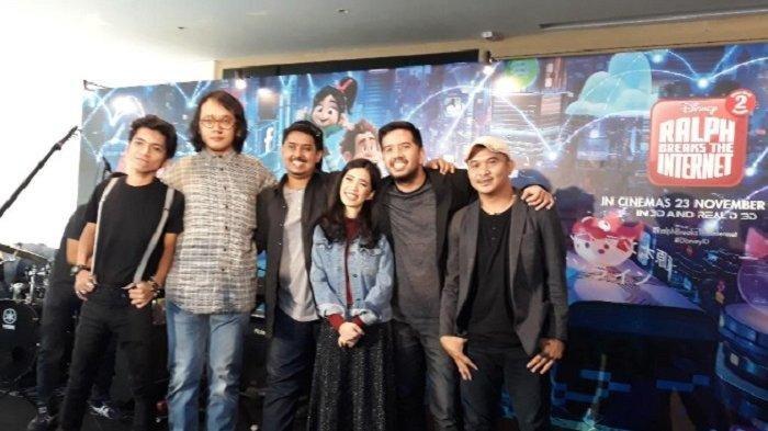 Kali Ini Payung Teduh Pakai Vokalis Cewek untuk Single Barunya, Sang