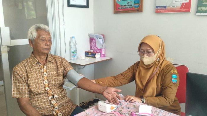 Pemeriksaan Kesehatan Gratis untuk Siswa SD di Pangandaran