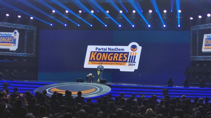 Presiden terpilih RI Prabowo Subianto saat memberikan sambutan di acara Kongres ke-III Partai NasDem di Jakarta Convention Center (JCC), Senayan, Selasa (27/8/2024).

[Rizki Sandi Saputra]