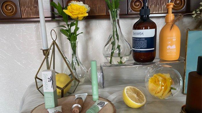 Rangkaian produk Sensatia Botanicals yang menggunakan bahan alami. Sensatia Botanicals menyediakan rangkaian produk perawatan kulit berbahan natural seperti perawatan wajah dan tubuh seperti facial mask, scrub, body wash, lotion, shampoo, sabun pencuci tangan, dan masih banyak lagi.