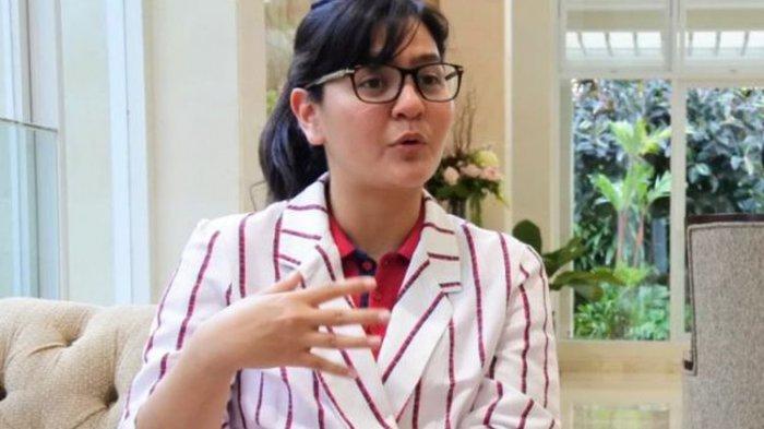 Sekjen PSSI, Ratu Tisha, menjawab sejumlah pertanyaan dalam wawancara eksklusif dengan Kompas.com, Selasa (12/2/2019).