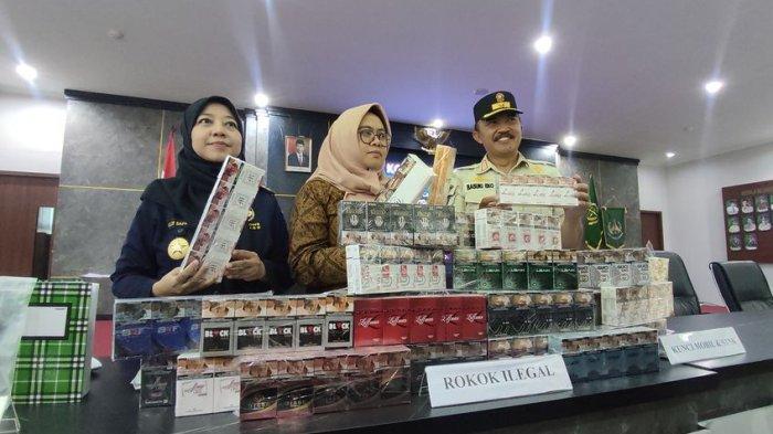Distributor Rokok Ilegal di Garut Ditangkap, Simpan Barang di Gudang ...