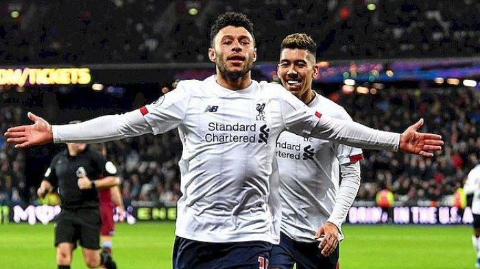 Selebrasi Alex Oxlade Chamberlain.