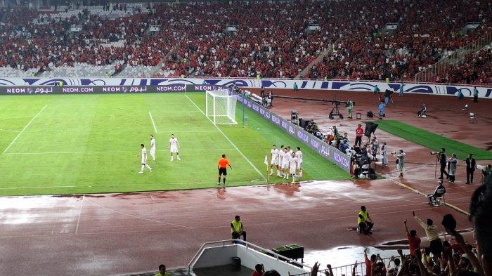 Marselino Ferdinan saat melakukan selebrasi usai mencetak gol ke gawang Timnas Arab Saudi di SUGBK, Senayan, Jakarta, Selasa (19/11/2024). Tribunnews/Abdul Majid
