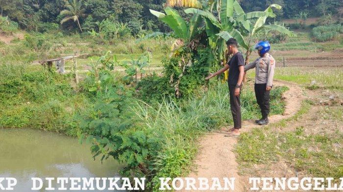 Polisi saat melakukan cek TKP di Sungai Cileuleuy tempat MA (13) siswa SMPN 1 Ciambar, Sukabumi tenggelam dan meninggal dunia saat ikuti MPLS