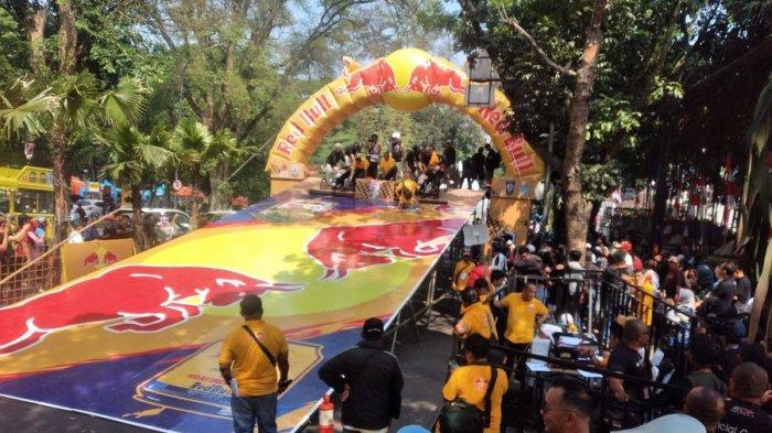 Suasana tempat start Lomba Kereta Peti Sabun di Jalan Diponegoro, Kota Bandung, Sabtu (26/8/2023).