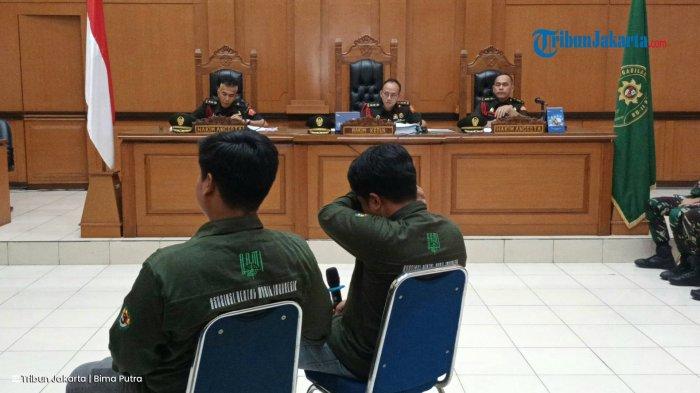Agam Muhammad Nasrudin dan Rizky Agam Syahputra saat dihadirkan sebagai saksi di Pengadilan Militer II-08 Jakarta, Selasa (18/2/2025).