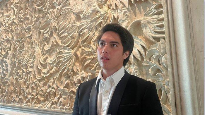 Presiden Nusantara United FC, El Rumi, saat ditemui awak media.