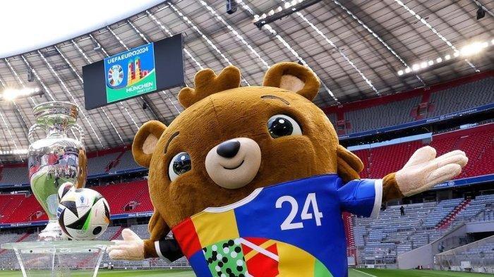 Boneka maskot Euro 2024.