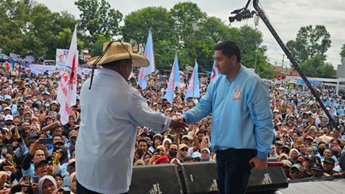 Capres nomor urut 2 Prabowo Subianto dan Maruarar Sirait saat menghadiri kampanye di Majalengka, Jawa Barat, Minggu (21/1/2024) i