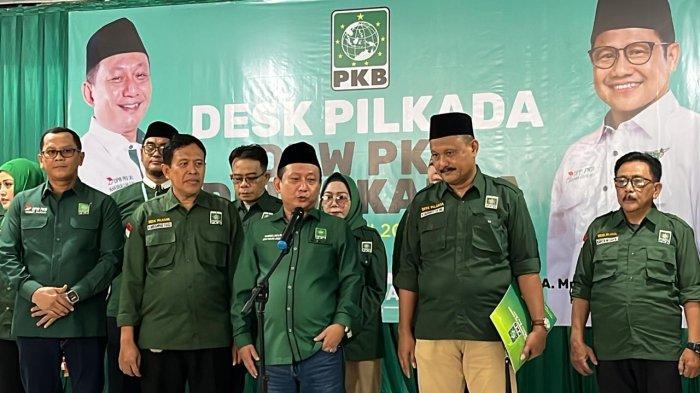 Deklarasi dukungan terhadap Anies Baswedan yang dilakukan DPW PKB DKI Jakarta di kantornya yang berlokasi di kawasan Pulo Gadung, Jakarta Timur, Rabu (12/6/2024).