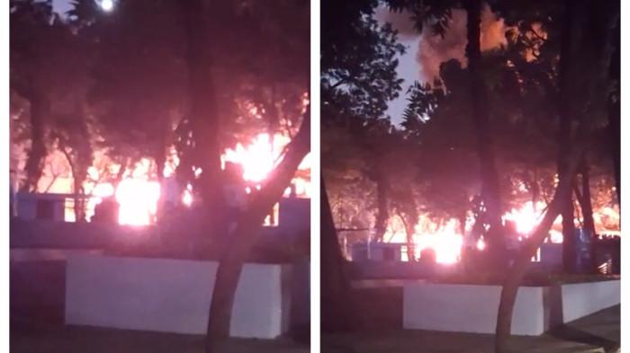KEBAKARAN TAMAN PURING - Kebakaran dikabarkan melanda Pasar Taman Puring di kawasan Kebayoran Baru Jakarta Selatan pada Senin (28/7/2025). Istimewa