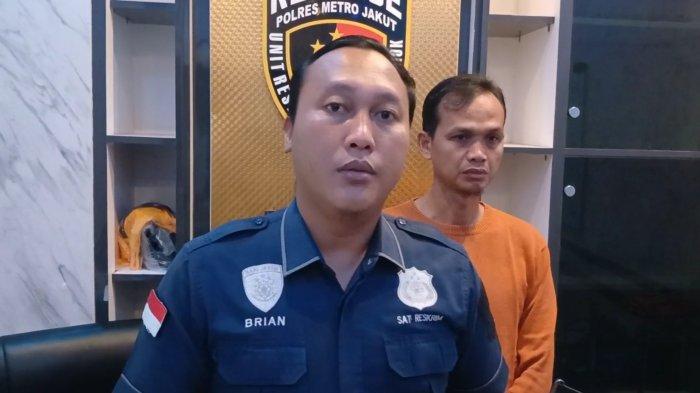 Kanit Reskrim Polsek Tanjung Priok Iptu Tomy Brian Hutomo menjelaskan kronologi viralnya seorang ibu yang dikeroyok usai dituduh melakukan penculikan.