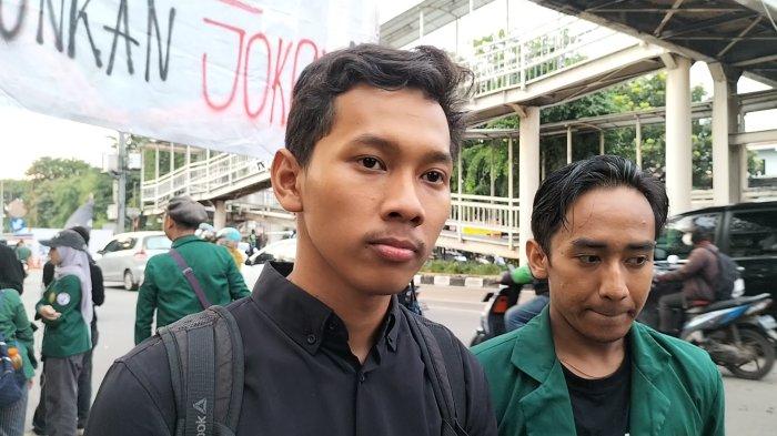 Ketua BEM UNJ Tsabit Syahidan menegaskan UNJ satu suara menuntut pemakzulan Presiden Jokowi.