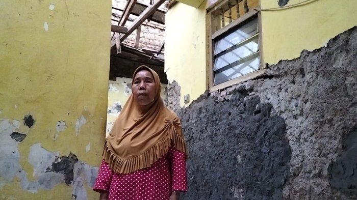 Kisah Maysun 21 Tahun Tinggal di Rumah Reyot Beratap Bolong, Kini ...