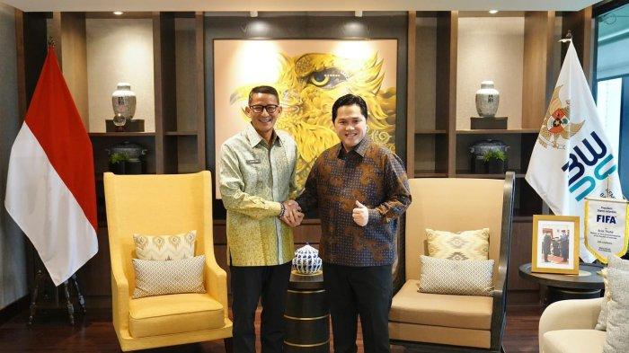Menteri BUMN Erick Thohir dengan Menteri Pariwisata dan Ekonomi Kreatif, Sandiaga Uno di kantor Kementerian BUMN, Jakarta Pusat, Rabu (25/10/2023). (1)