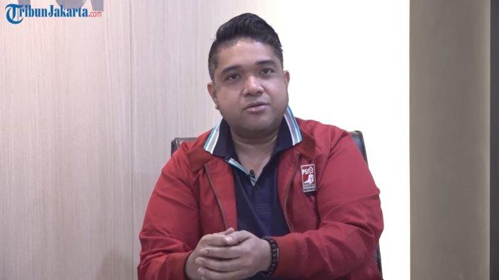 Sekretaris Fraksi PSI DPRD Jakarta, Justin Adrian saat berbicara soal sengitnya persaingan para pencari kerja di program 'Menyambut Jakarta Baru, channel Youtube TribunJakarta Official, tayang Rabu (5/2/2025). Justin banyak bicara soal pengangguran di Jakarta.