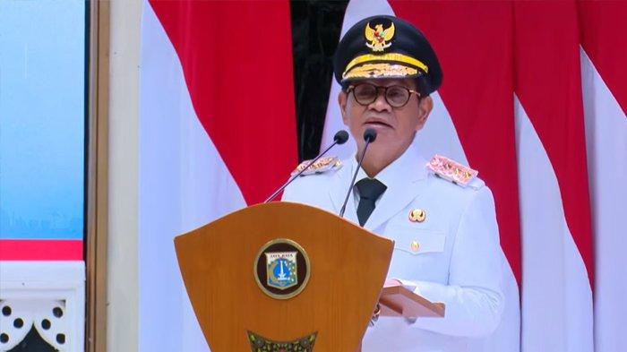 PIDATO GUBERNUR PRAM - Gubernur Jakarta Pramono Anung pidato di Balai Kota Jakarta, Kamis (20/2/2025). Pram menyinggung soal Anies Baswedan dan Ahok yang sudah akur.