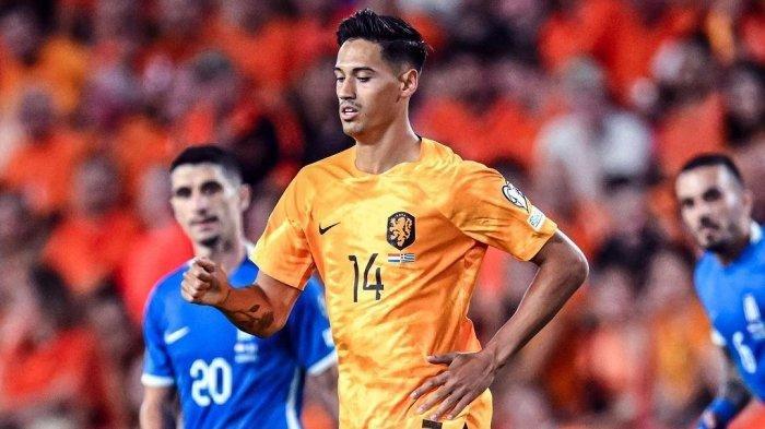 Pemain keturunan Indonesia, Tijjani Reijnders saat melakoni pertandingan debutnya bersama Timnas Berlanda di ajang Kualifikasi Euro 2024, pada Jumat (8/9/2023) dini hari WIB.