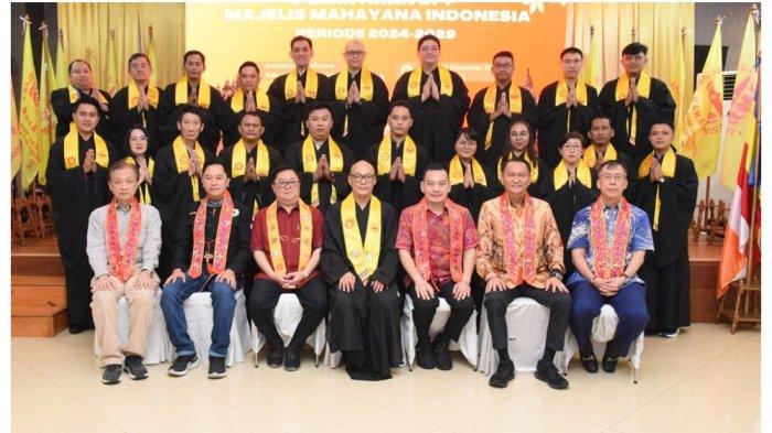 Pengurus DPP Majelis Mahayana Indonesia (MAHASI) Periode 2024 - 2029 bersama tamu undangan.