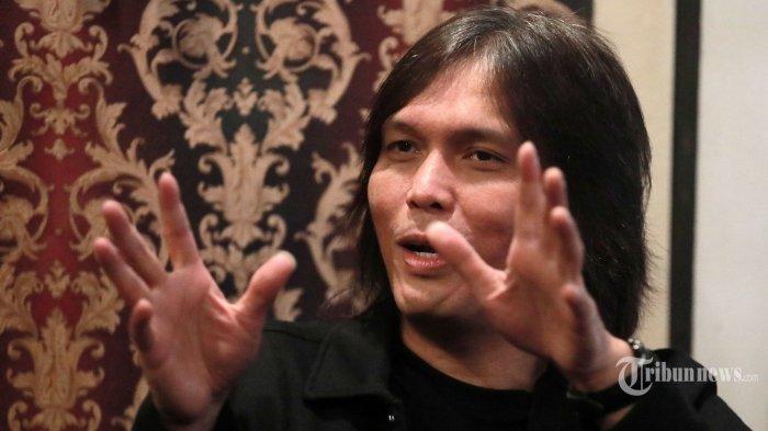 Penyanyi Once Mekel saat wawancara khusus dengan Tribun Network di studio musiknya di kawasan Pondok Indah, Jakarta Selatan, Rabu (23/6/2021).