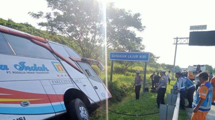 Penyebab kecelakaan Bus Rosalia Indah dari Bekasi tujuan Jawa Timur dii Km 370 ruas Tol Semarang-Batang di wilayah Kabupaten Kendal, Jawa Tengah, Kamis (11/4/2024) pagi.