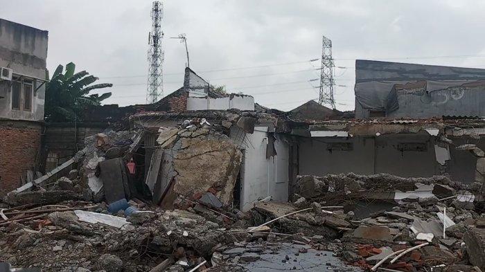 Objek rumah warga di Desa Setia Mekar, Kecamatan Tambun Selatan, Kabupaten Bekasi, yang disebut salah sasaran eksekusi sudah rata dengan tanah, Jumat (7/2/2025). (TRIBUNJAKARTA/YUSUF BACHTIAR)