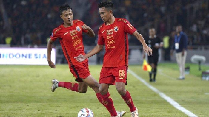 Dua pemain belia Persija Jakarta, Rayhan Hannan (19) dan Dony Tri Pamungkas (18), mendapat apresiasi dari pelatih Thomas Doll.
